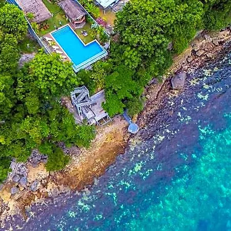 The Cliffhouse Samboan
